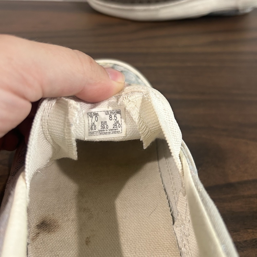 VANS Classic Slip-On Tapestry Floral Sneakers Womens Size 8.5 Urban Outfitters - Picture 10 of 10